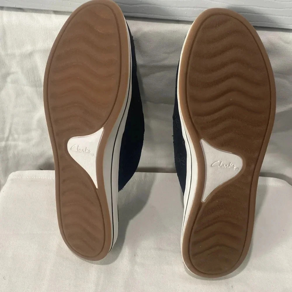 Clarks Cloudsteppers Canvas Slip-On Mules Breeze … - image 4